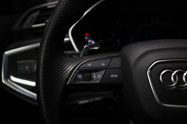 Audi RSQ3 Sportback TFSI RS Pano/Sonos/Camera/Carplay/RSStoelen/BOMVOL