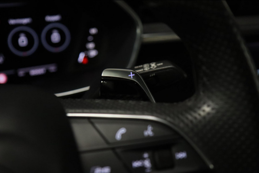 Audi RSQ3 Sportback TFSI RS Pano/Sonos/Camera/Carplay/RSStoelen/BOMVOL