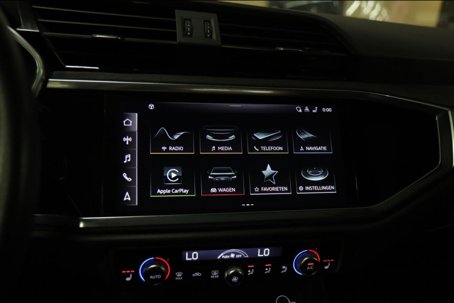 Audi RSQ3 Sportback TFSI RS Pano/Sonos/Camera/Carplay/RSStoelen/BOMVOL