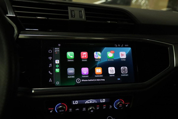 Audi RSQ3 Sportback TFSI RS Pano/Sonos/Camera/Carplay/RSStoelen/BOMVOL