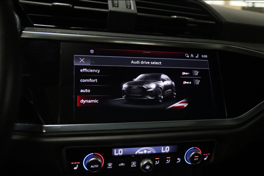 Audi RSQ3 Sportback TFSI RS Pano/Sonos/Camera/Carplay/RSStoelen/BOMVOL