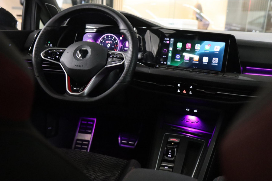 Volkswagen Golf 2.0 TSI GTI /PANO/IQ-LIGHT/H&K/CARPLAY/VOLL
