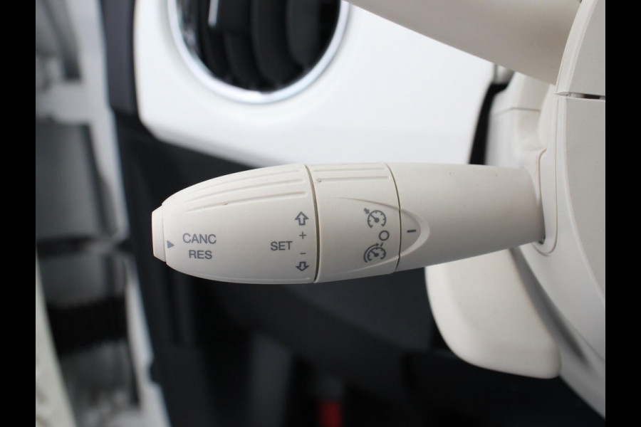Fiat 500 1.0 Hybrid Dolcevita Panorama dak Climate Control Cruise Control Navigatie Apple Carplay/Android Auto Dab Digitale Cockpit Parkeer Sensoren  Lichtmetalen Velgen 16" Led