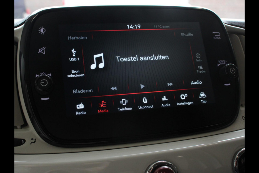 Fiat 500 1.0 Hybrid Dolcevita Panorama dak Climate Control Cruise Control Navigatie Apple Carplay/Android Auto Dab Digitale Cockpit Parkeer Sensoren  Lichtmetalen Velgen 16" Led