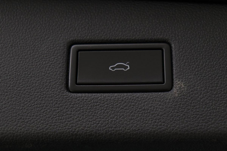 Seat Tarraco 2.0 TSI 4Drive Xcellence 7-persoons | Panoramadak | Trekhaak | Carplay | Adaptive cruise | Keyless | Full LED | Navigatie | Virtual Cockpit