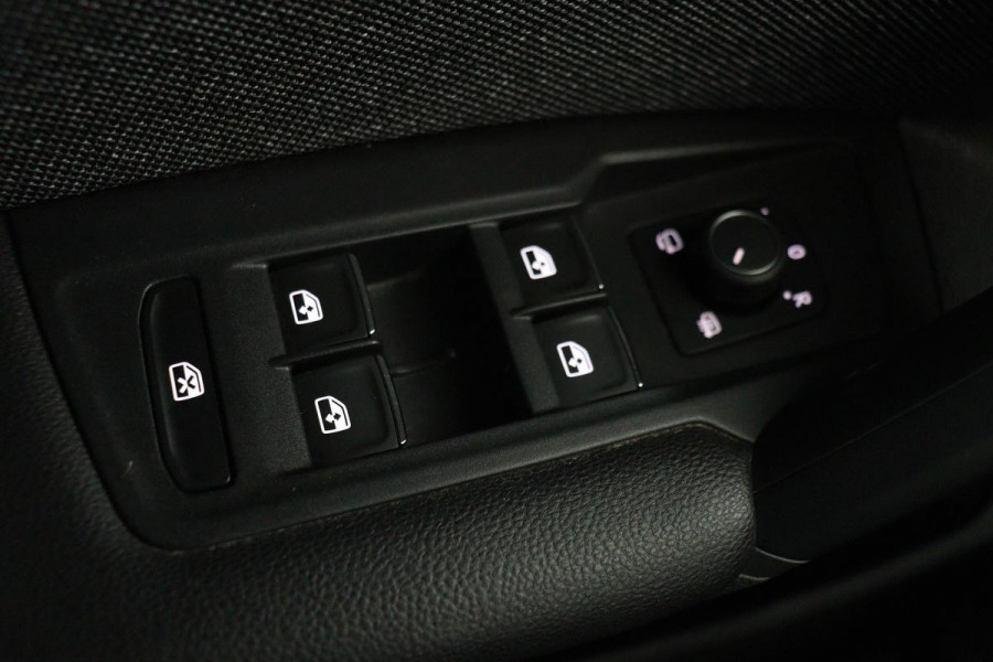 Seat Tarraco 2.0 TSI 4Drive Xcellence 7-persoons | Panoramadak | Trekhaak | Carplay | Adaptive cruise | Keyless | Full LED | Navigatie | Virtual Cockpit