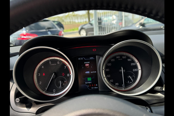 Suzuki Swift 1.2 Select Smart Hybrid CAMERA / PDC / ACC / STOELVERW. / LMV / LED / CARPLAY / METALLIC LAK