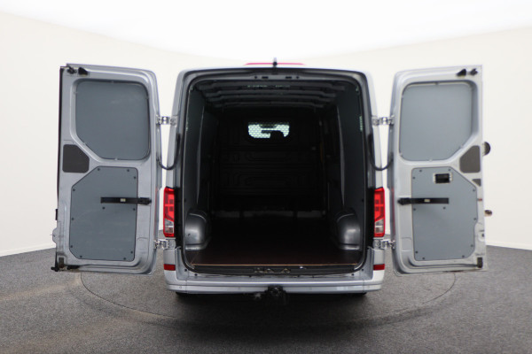 Volkswagen Crafter 30 2.0 TDI L3H2 2x Schuifdeur, Camera, Cruise, Airco, 3-Zits, Apple Carplay, Trekhaak, 18''