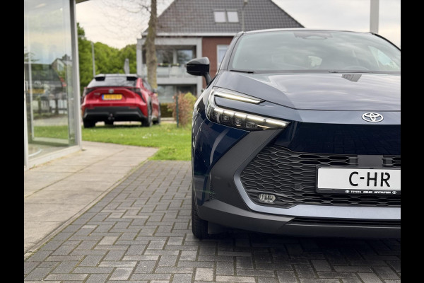 Toyota C-HR 1.8 Hybrid First Edition | Groot scherm, Dodehoekherkenning, Stoel + Stuurverwarming, Elektrische achterklep
