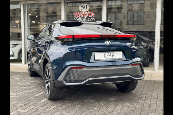 Toyota C-HR 1.8 Hybrid First Edition | Groot scherm, Dodehoekherkenning, Stoel + Stuurverwarming, Elektrische achterklep
