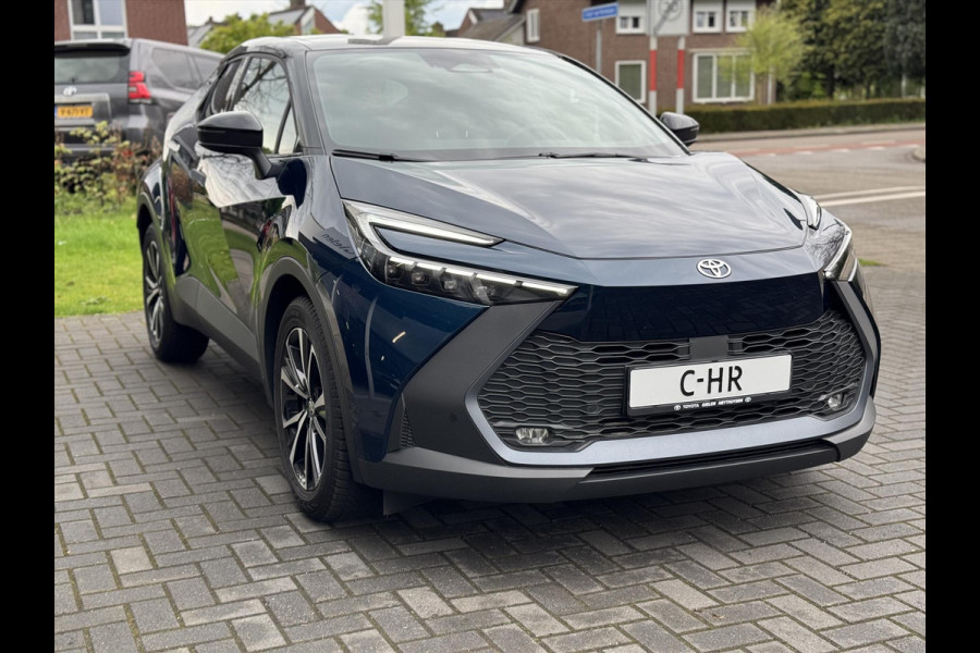 Toyota C-HR 1.8 Hybrid First Edition | Groot scherm, Dodehoekherkenning, Stoel + Stuurverwarming, Elektrische achterklep