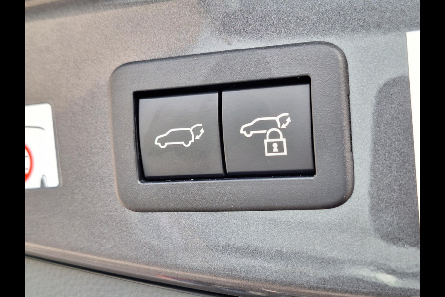 Toyota C-HR 1.8 Hybrid First Edition | Groot scherm, Dodehoekherkenning, Stoel + Stuurverwarming, Elektrische achterklep