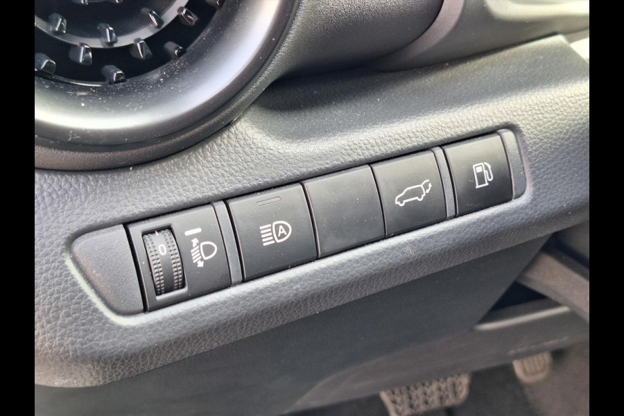 Toyota C-HR 1.8 Hybrid First Edition | Groot scherm, Dodehoekherkenning, Stoel + Stuurverwarming, Elektrische achterklep