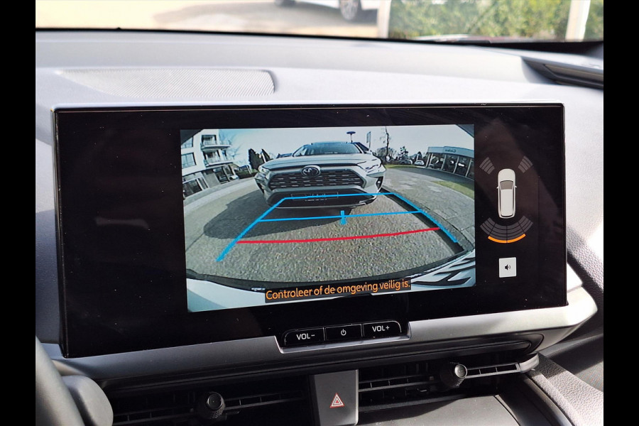 Toyota C-HR 1.8 Hybrid First Edition | Groot scherm, Dodehoekherkenning, Stoel + Stuurverwarming, Elektrische achterklep