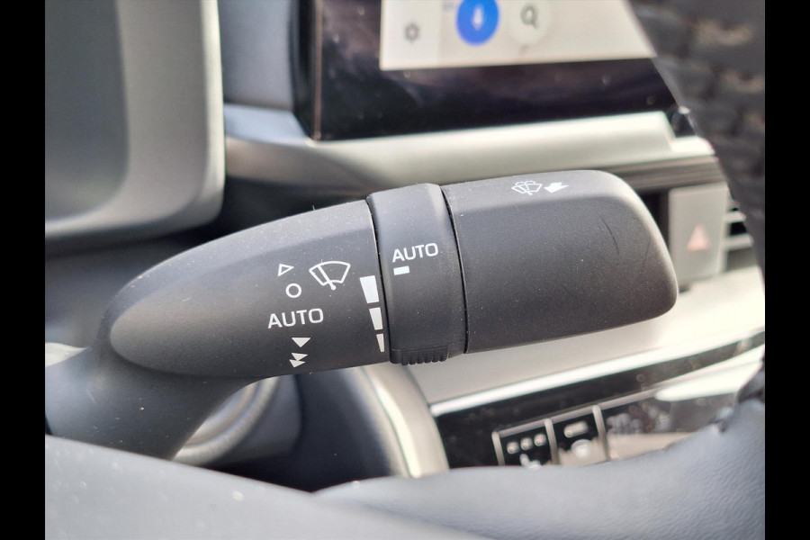 Toyota C-HR 1.8 Hybrid First Edition | Groot scherm, Dodehoekherkenning, Stoel + Stuurverwarming, Elektrische achterklep