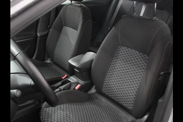 Opel Astra 1.0 Turbo Business | Airco | Navigatie | Apple carplay/ Android auto | Parkeersensoren | Bluetooth | Led