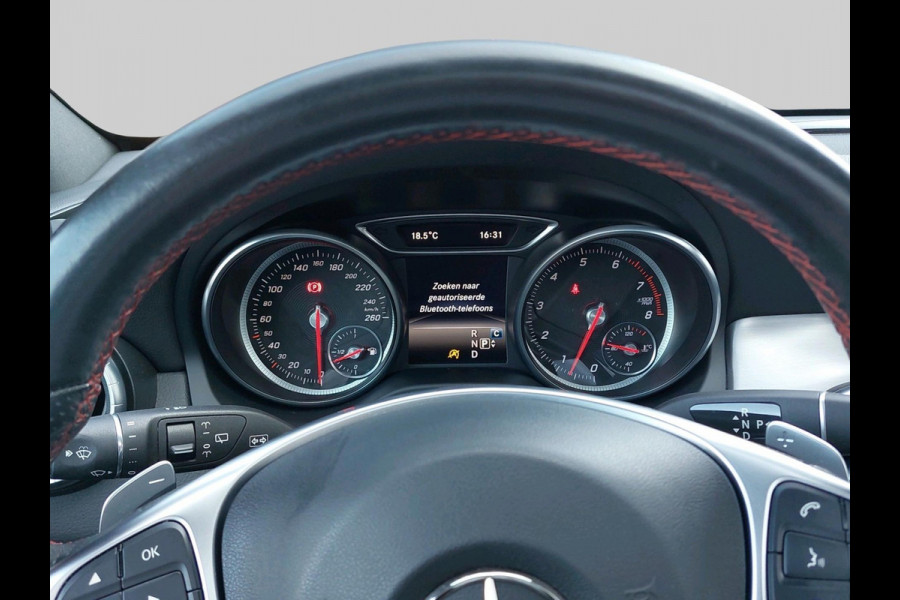 Mercedes-Benz CLA-Klasse Shooting Brake 180 Business Solution AMG Automaat | Panoramadak
