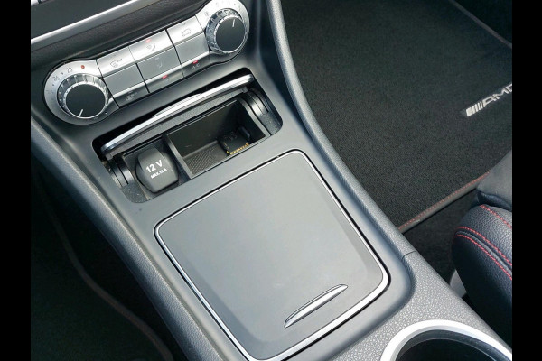 Mercedes-Benz CLA-Klasse Shooting Brake 180 Business Solution AMG Automaat | Panoramadak