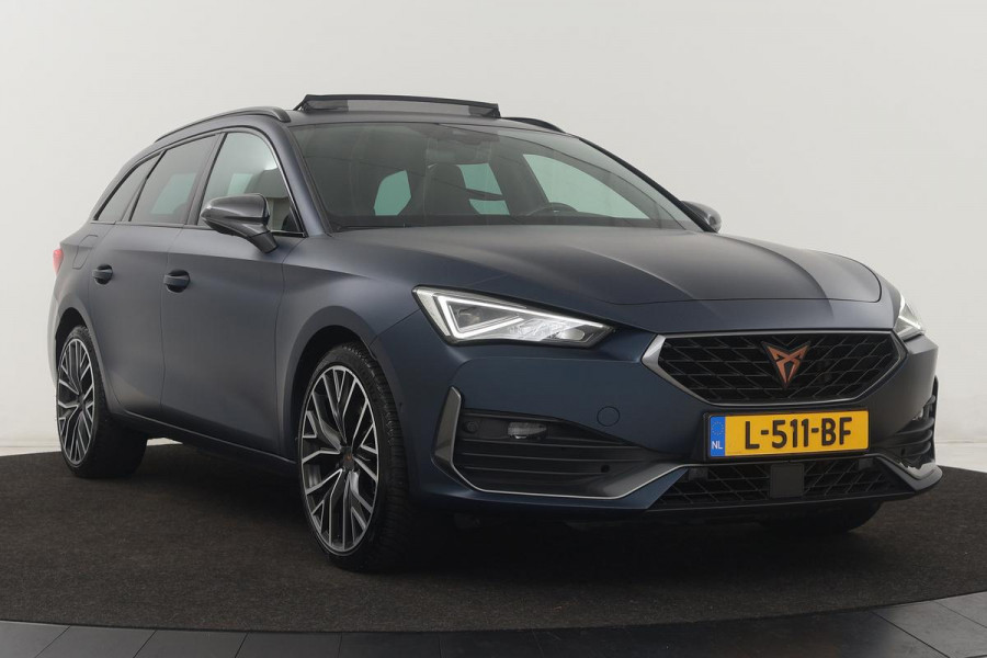 CUPRA Leon 1.4 e-Hybrid VZ Performance | Panoramadak | Stoel & stuurverwarming | Carplay | Camera | Adaptive cruise | Keyless | Navigatie