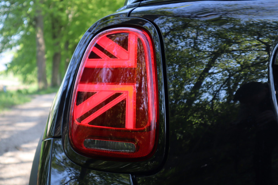 MINI Mini 1.5 Cooper Camden Plus Edition | Panoramadak | Aut. |