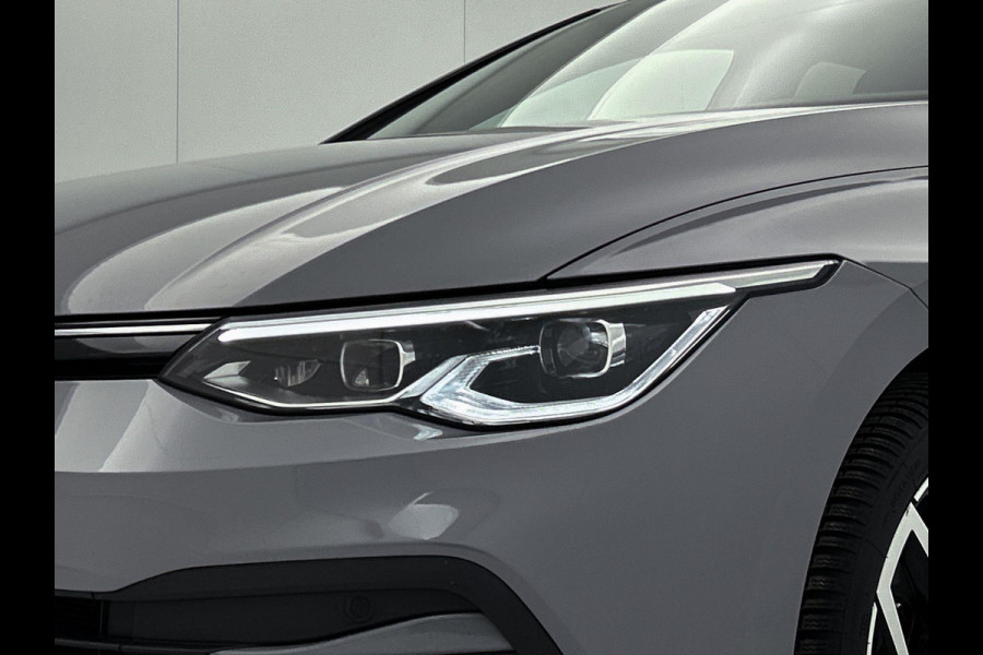 Volkswagen GOLF Variant 1.0 eTSI Life | PANO | TrekH | Mem seats | Addapt Cruise | Dealer onderH | 1e eig | NL-Auto |