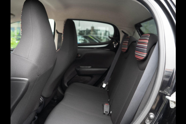 Citroën C1 1.0 VTi Feel / DAB / Bluetooth / Speedlimiter / Getint glas