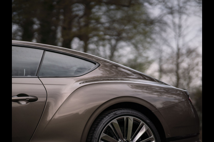 Bentley Continental GT Speed | 6.0 W12 | 1e eig | Subliem! | NL-auto | Touring Spec. | Styling Spec.