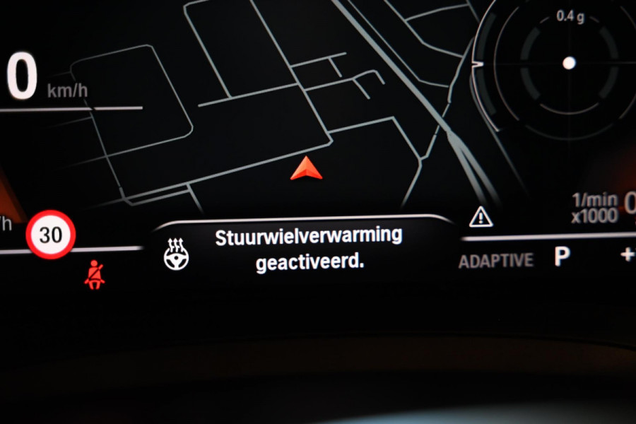 BMW 3-serie 330i M-Sport Individual - Nappaleer - 360 Camera - Adaptive Cruise Control - Stuurverwarming - Keyless Entry - Schuifd