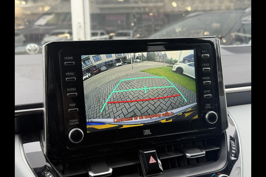 Toyota Corolla 2.0 Hybrid Style Plus JBL | Dodehoekherkenning, Parkeersensoren, Stoel + stuurverwarming, Apple CarPlay/Android Auto