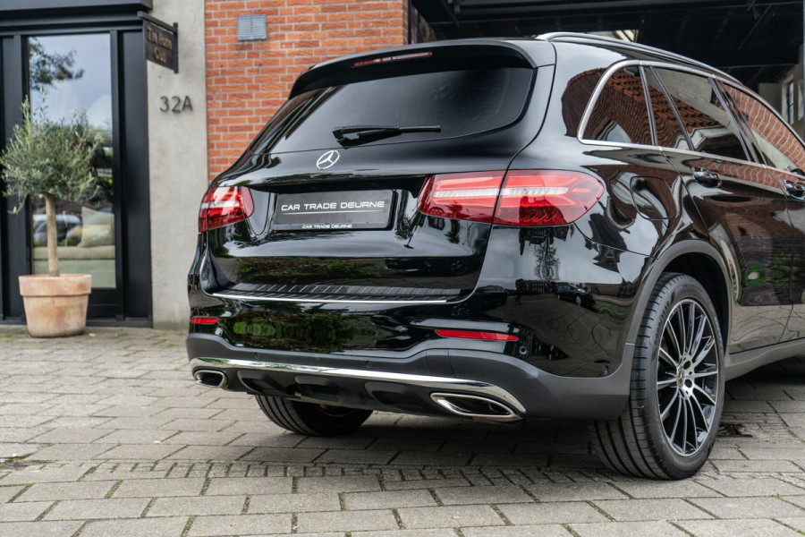 Mercedes-Benz GLC 250 4MATIC AMG Pano / Burmester / Trekhaak