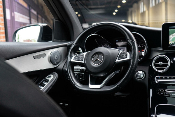 Mercedes-Benz GLC 250 4MATIC AMG Pano / Burmester / Trekhaak