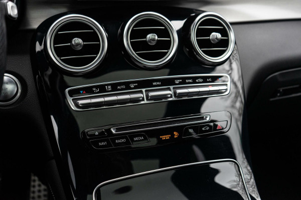 Mercedes-Benz GLC 250 4MATIC AMG Pano / Burmester / Trekhaak