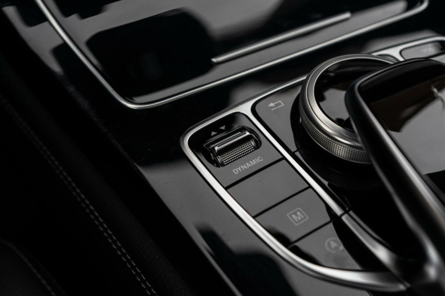 Mercedes-Benz GLC 250 4MATIC AMG Pano / Burmester / Trekhaak