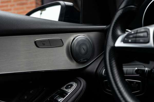 Mercedes-Benz GLC 250 4MATIC AMG Pano / Burmester / Trekhaak