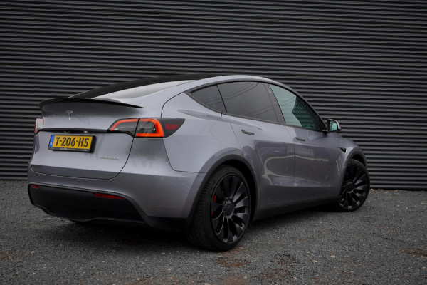 Tesla Model Y Performance AWD / 515 PK / Trekhaak / Marge / NL Auto / 1e Eig