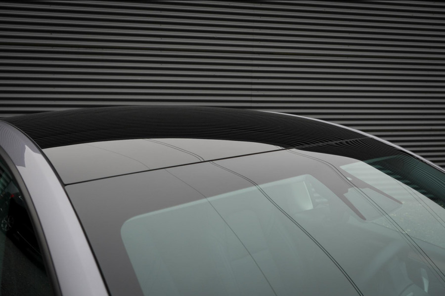 Tesla Model Y Performance AWD / 515 PK / Trekhaak / Marge / NL Auto / 1e Eig