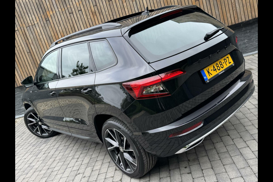 Škoda Karoq 1.5 TSI Sportline Automaat | Panoramadak | LED | Stoelverwarming | Adaptieve cruise control | Dode hoek detectie | Trekhaak uitk