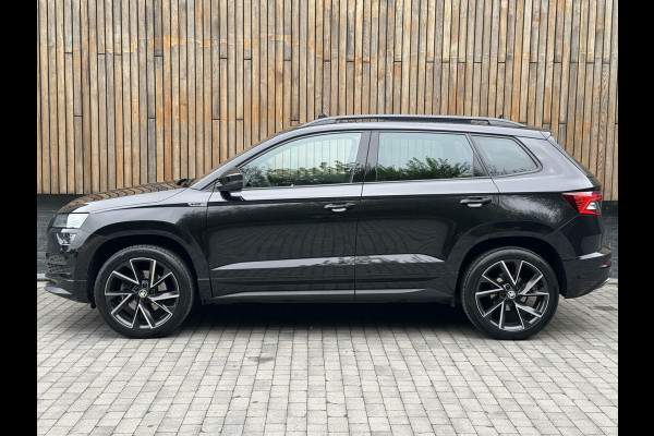 Škoda Karoq 1.5 TSI Sportline Automaat | Panoramadak | LED | Stoelverwarming | Adaptieve cruise control | Dode hoek detectie | Trekhaak uitk