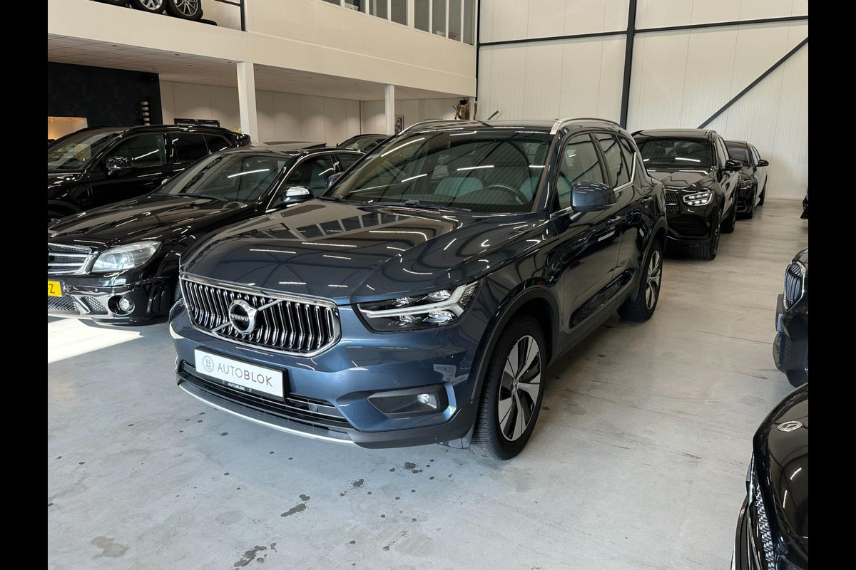 Volvo XC40 1.5 T4 Recharge Inscription | H&K | LED | Navi Volvo XC40 1.5 T4 Recharge Inscription | H&K | LED | Navi