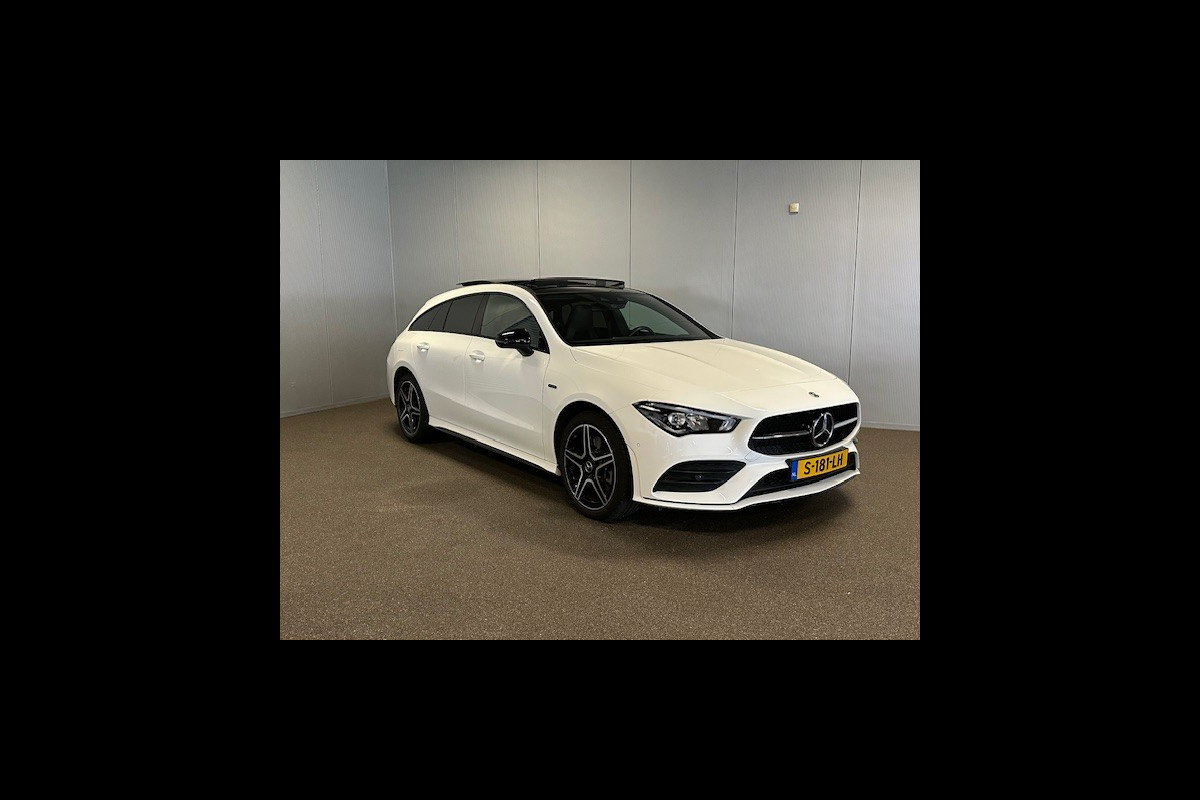 Mercedes-Benz CLA-Klasse Shooting Brake 250e AMG STYLING-PANORAMA-SFEER-CAMERA-COMPLEET Mercedes-Benz CLA-Klasse Shooting Brake 250e AMG STYLING-PANORAMA-SFEER-CAMERA-COMPLEET