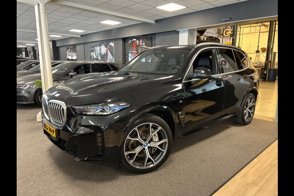 BMW X5 XDrive50e Launch Edition M-Sport / Panorama-dak /luchtvering / Leder /head-up