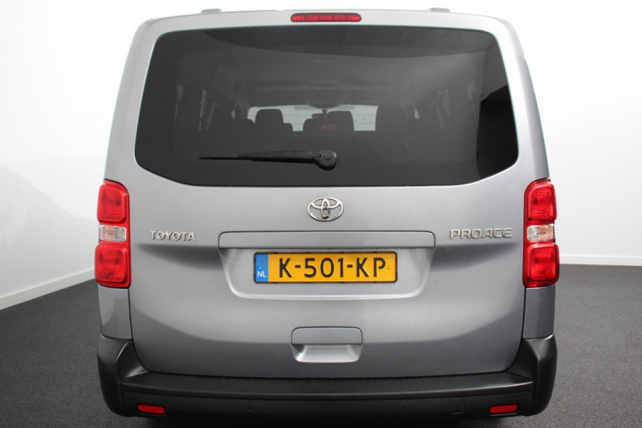 Toyota Proace Shuttle 1.5 D-4D Navigator Long |9 Persoons | Navigatie | Parkeersensoren | Carplay | Cruise Control | DAB |