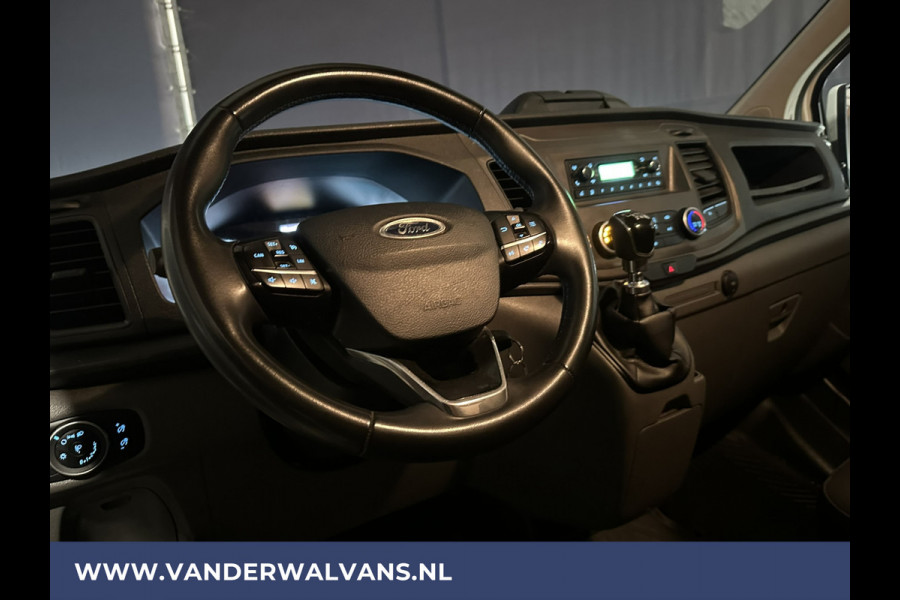 Ford Transit Custom 2.0 TDCI 131pk L2H1 Euro6 Airco | Cruisecontrol | LED | Verwarmde voorruit | Parkeersensoren, Bijrijdersbank, 2800kg Trekvermogen