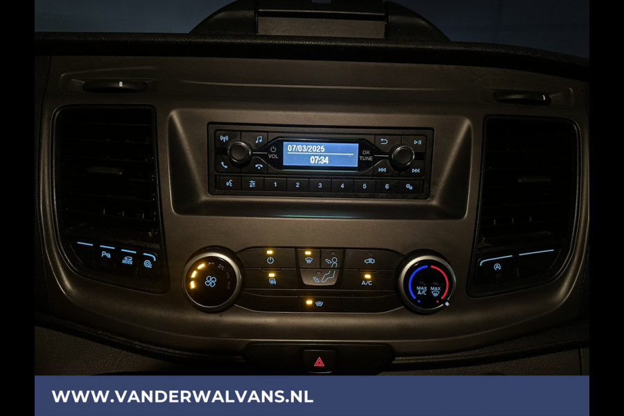 Ford Transit Custom 2.0 TDCI 131pk L2H1 Euro6 Airco | Cruisecontrol | LED | Verwarmde voorruit | Parkeersensoren, Bijrijdersbank, 2800kg Trekvermogen