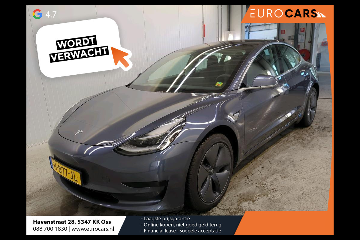 Tesla Model 3 Standard RWD Plus 60 kWh 287pk Panorama dak Navigatie Climate Control Lichtmetalen Velgen Leder Trekhaak Tesla Model 3 Standard RWD Plus 60 kWh 287pk Panorama dak Navigatie Climate Control Lichtmetalen Velgen Leder Trekhaak