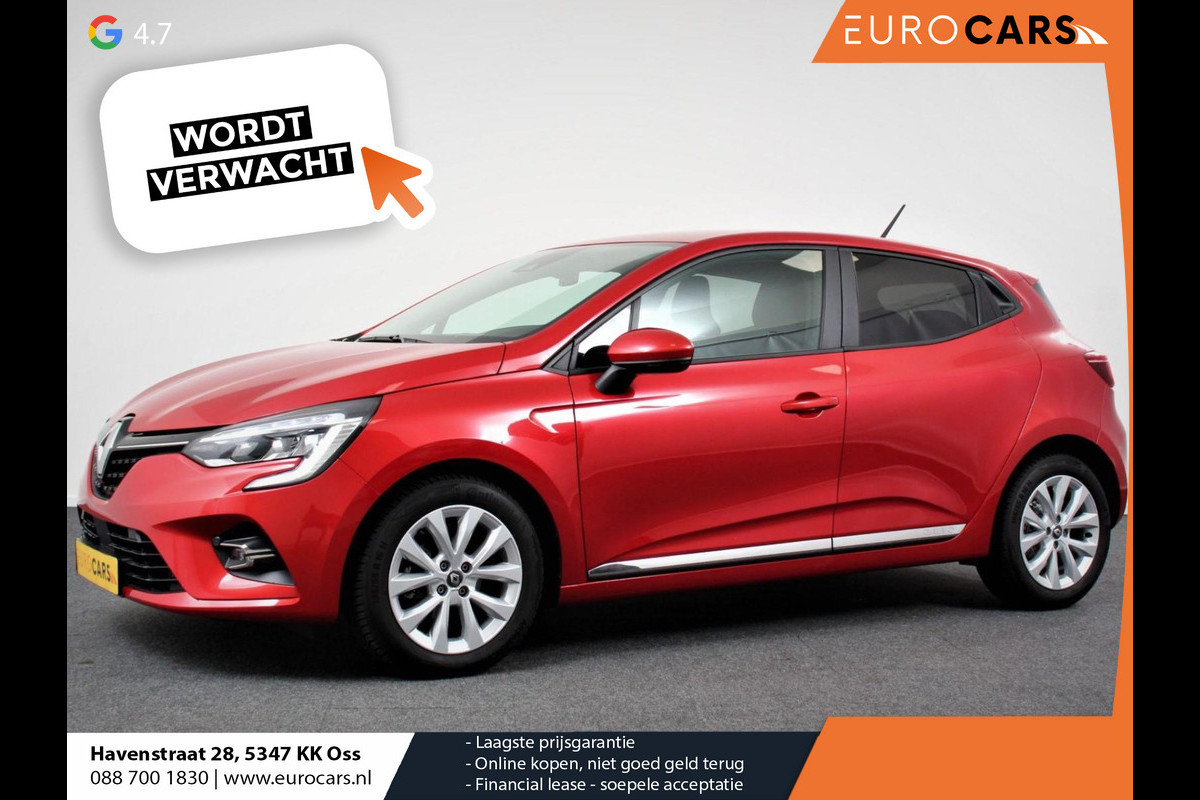 Renault Clio 1.0 TCe 100pk Experience Demo! | Navigatie Climate Control Cruise control Lichtmetalen Velgen Parkeer Sensoren Extra Getint glas 5 deurs Renault Clio 1.0 TCe 100pk Experience Demo! | Navigatie Climate Control Cruise control Lichtmetalen Velgen Parkeer Sensoren Extra Getint glas 5 deurs