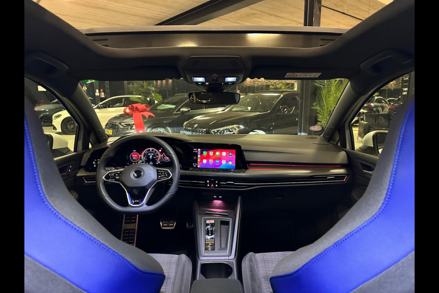 Volkswagen Golf 1.4 eHybrid GTE|PANO|STOELVERW|BOMVOL