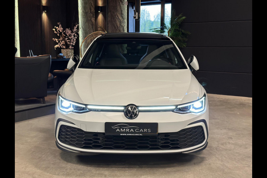 Volkswagen Golf 1.4 eHybrid GTE|PANO|STOELVERW|BOMVOL