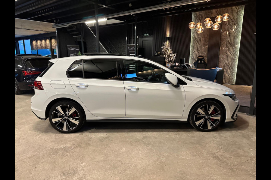 Volkswagen Golf 1.4 eHybrid GTE|PANO|STOELVERW|BOMVOL