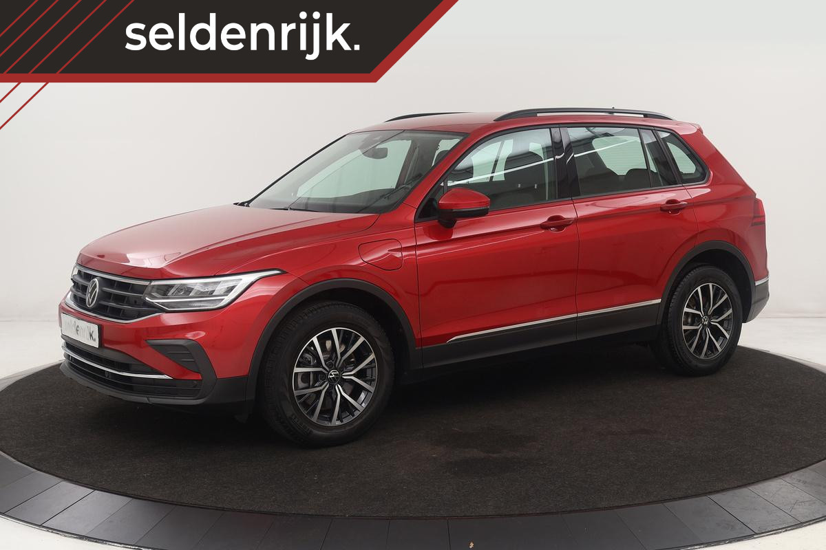 Volkswagen Tiguan 1.4 TSI eHybrid Life | Stoel & stuurverwarming | Carplay | Adaptive cruise | Full LED | Navigatie | Parkeerhulp | Active Info Display Volkswagen Tiguan 1.4 TSI eHybrid Life | Stoel & stuurverwarming | Carplay | Adaptive cruise | Full LED | Navigatie | Parkeerhulp | Active Info Display